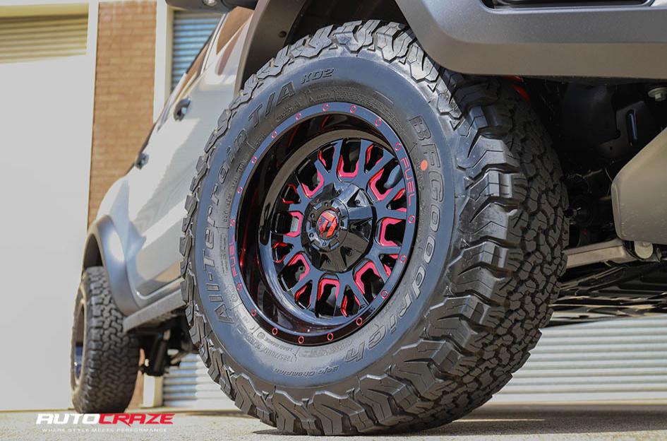 FORD-RANGER-RAPTOR-STROKE-GLOSS-BLACK-W-CANDY-RED